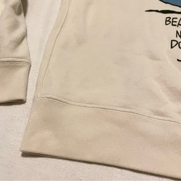 Peanuts Snoopy Uniqlo Printed Sweatshirt Size Medium Sweater - Picture 8 of 16